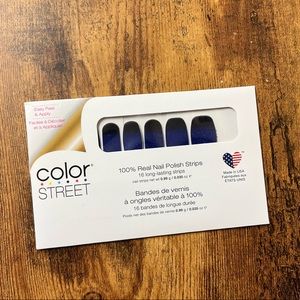 Color street nail set Midnight Shift